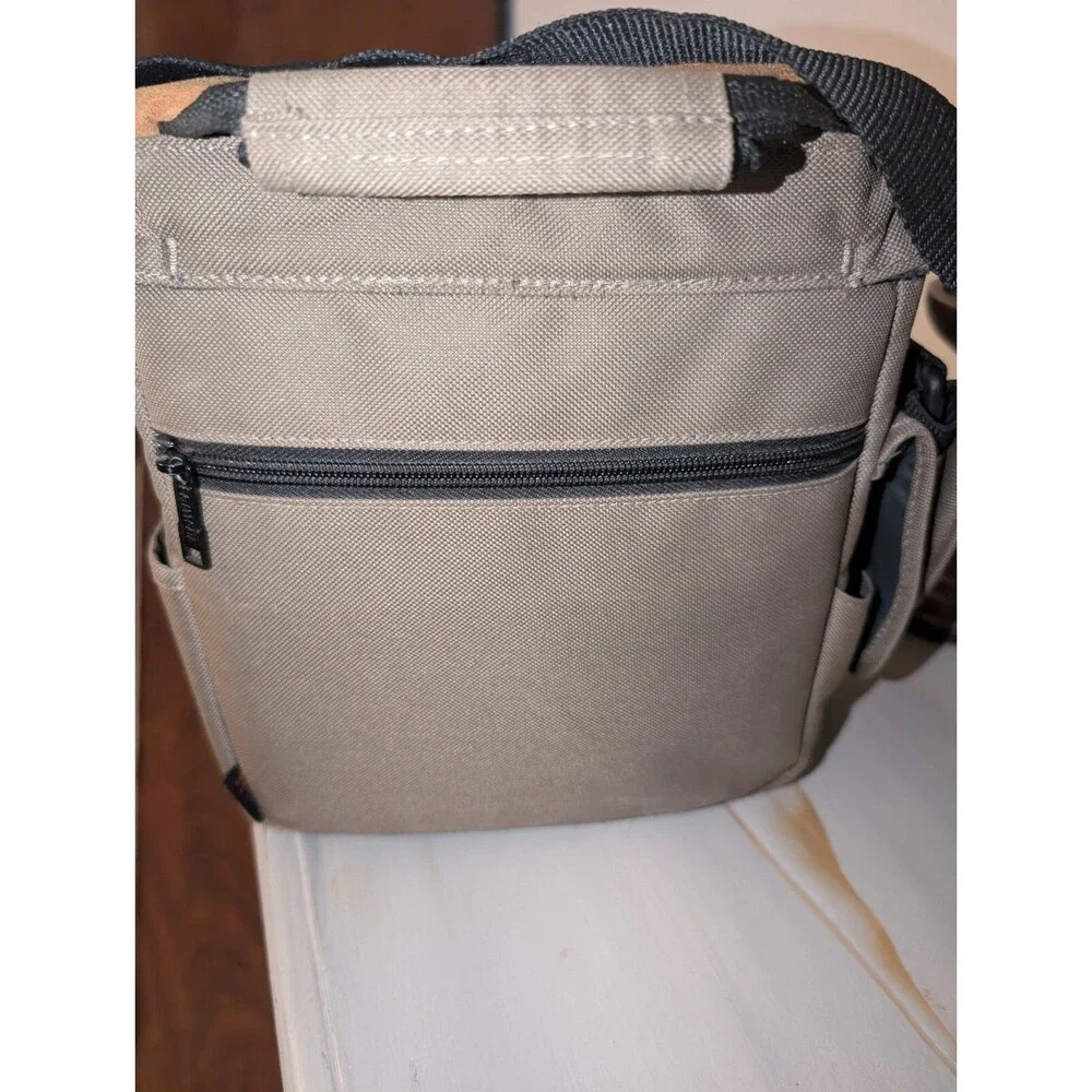 Tamrac Camera Case Messenger Desert Khaki Leather Shoulder Strap EUC